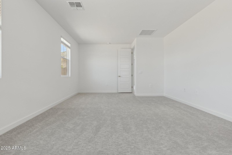 19-web-or-mls-10035-s-23rd-dr-lot-5