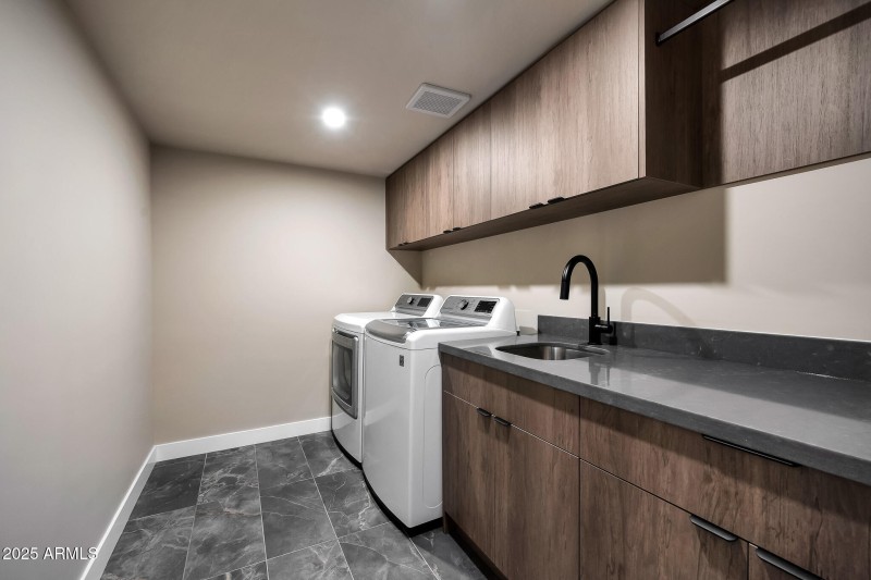 Laudry room
