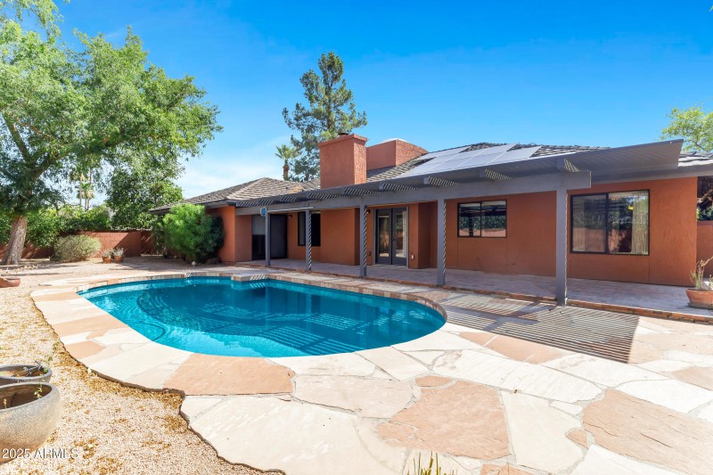 2518 S Forest Ave-50
