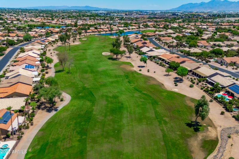 03-Golf Course View
