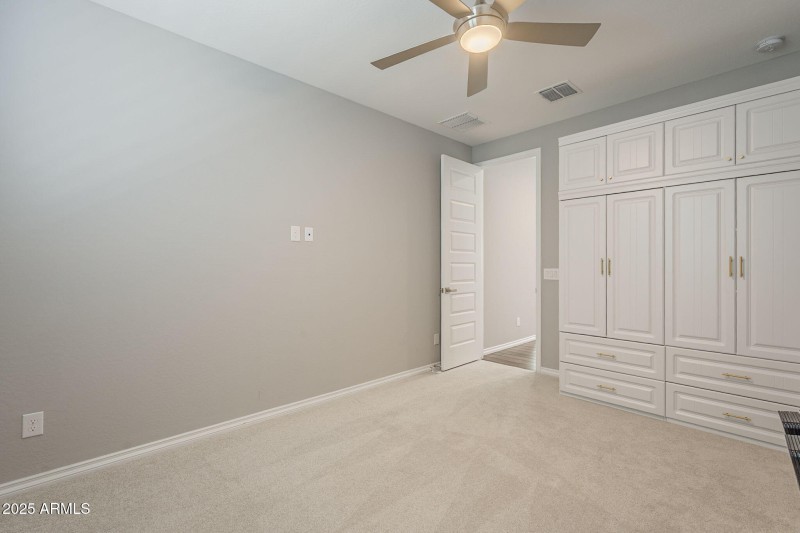 Den/office or 3rd bedroom