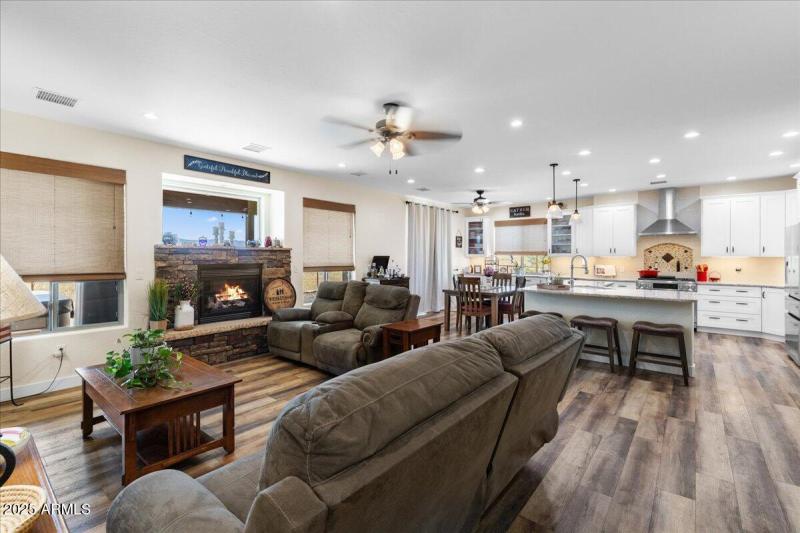 04-Living Room
