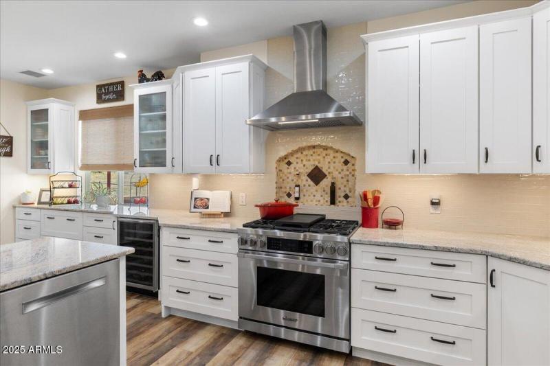 08-Kitchen