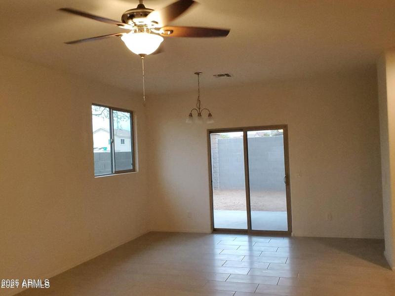 20210330192701370081000000-o