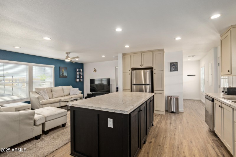 Kitchen_Living room