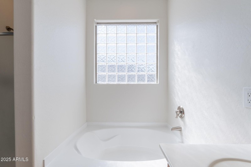 31-web-or-mls-Laveen-31