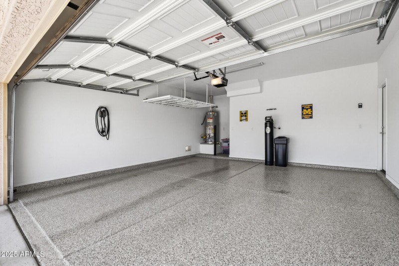 Garage w/ EV Charger