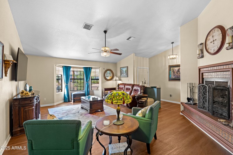 2 Interiors-5