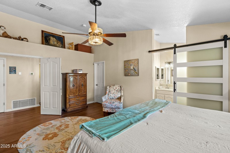 2 Interiors-14
