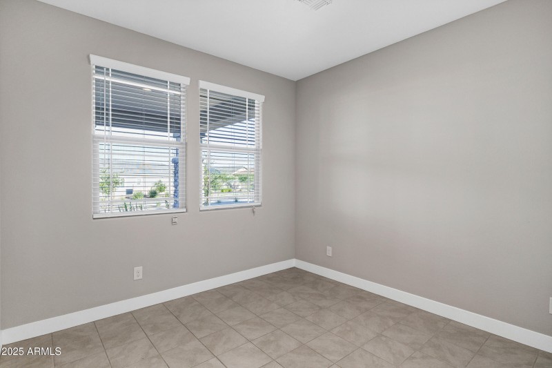 5894 N 206th Ln-8