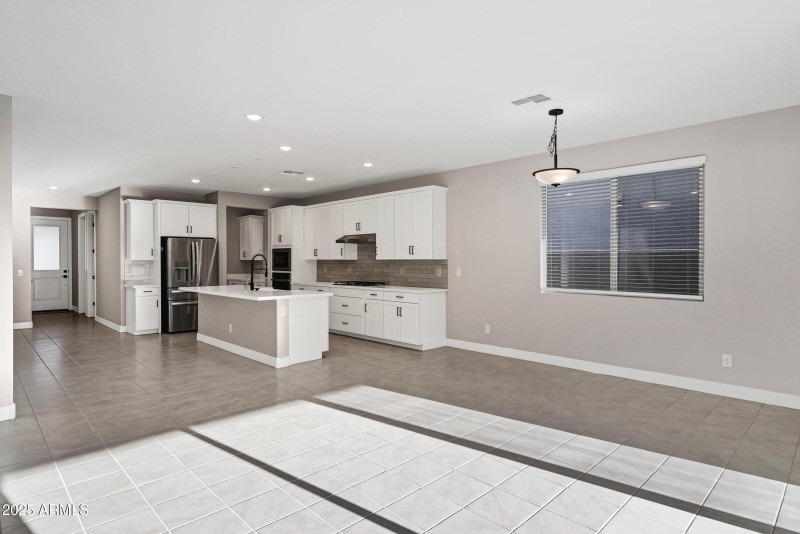 5894 N 206th Ln-11
