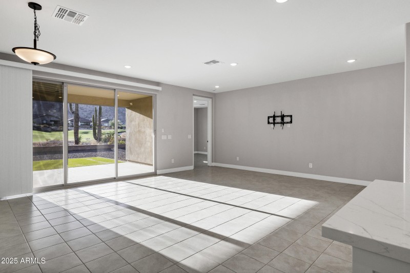 5894 N 206th Ln-13