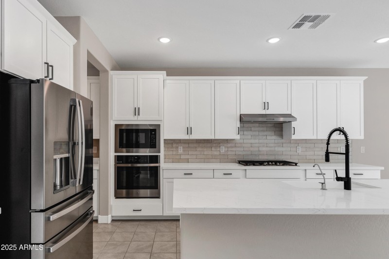 5894 N 206th Ln-20