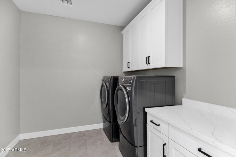 5894 N 206th Ln-34