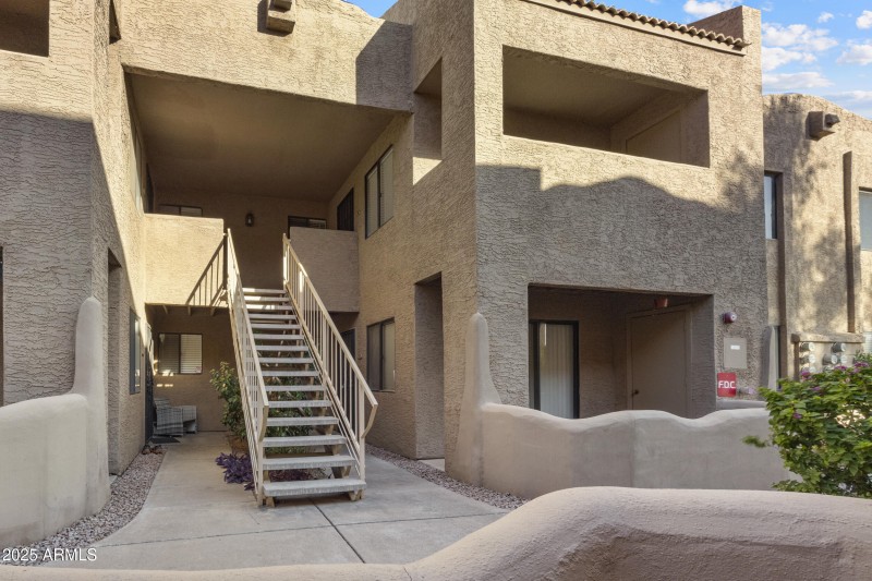 Building 5 #218