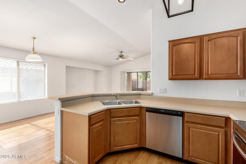 Open Kitchen