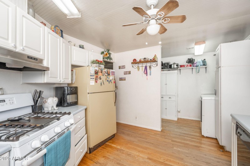 3-web-or-mls-2049-n-maricopa-st