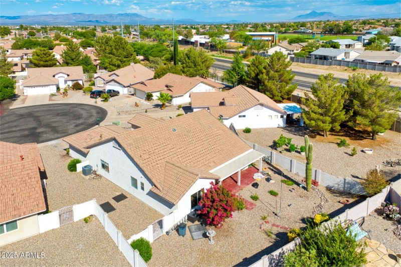 062101-2886 Softwind Court