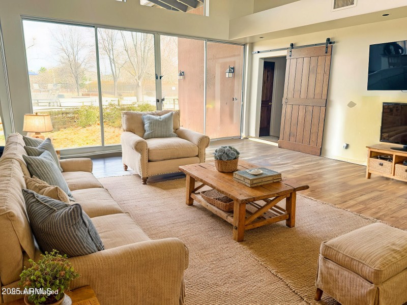 3a Virtual refurnished Living-Room