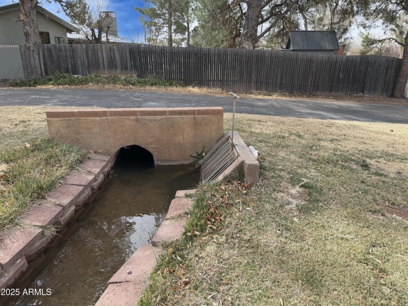 33 Mason Lane Ditch for flood irragation