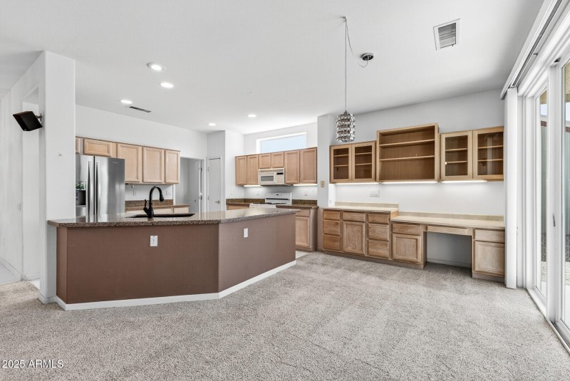 Kitchen / Nook