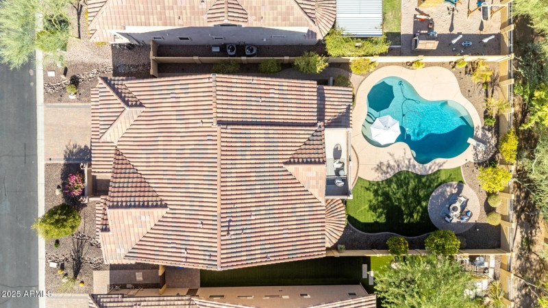 56 Indigo Aerials
