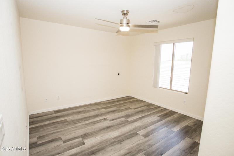 Rm3-Upstairs-1