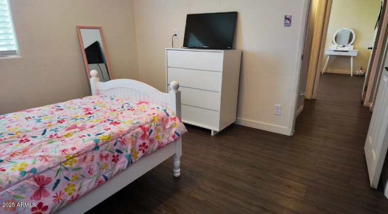 2nd Room