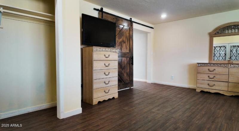 2nd Primary Closet