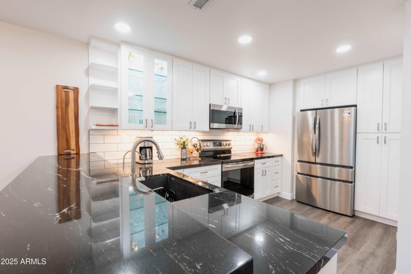 Kitchen-pantry-s