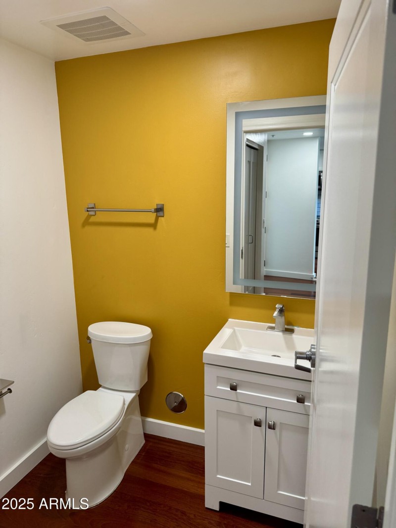 powder room