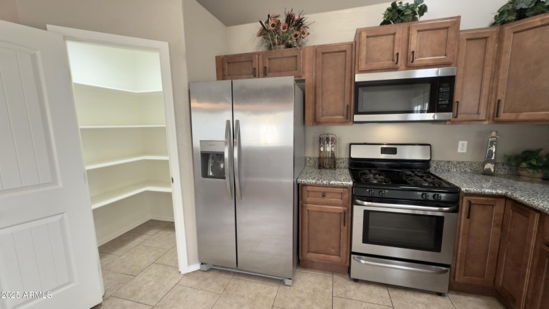 Walk in Pantry