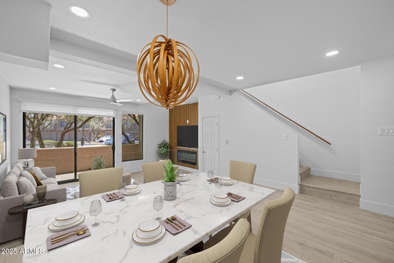 10)GREAT ROOM_final
