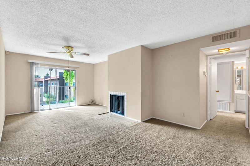 5525 E Thomas Rd F9-7