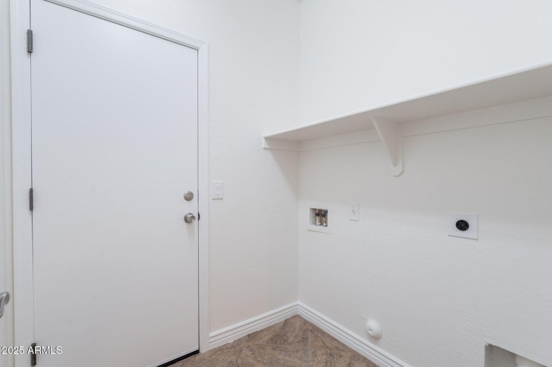 31-web-or-mls-Gleneagle-31