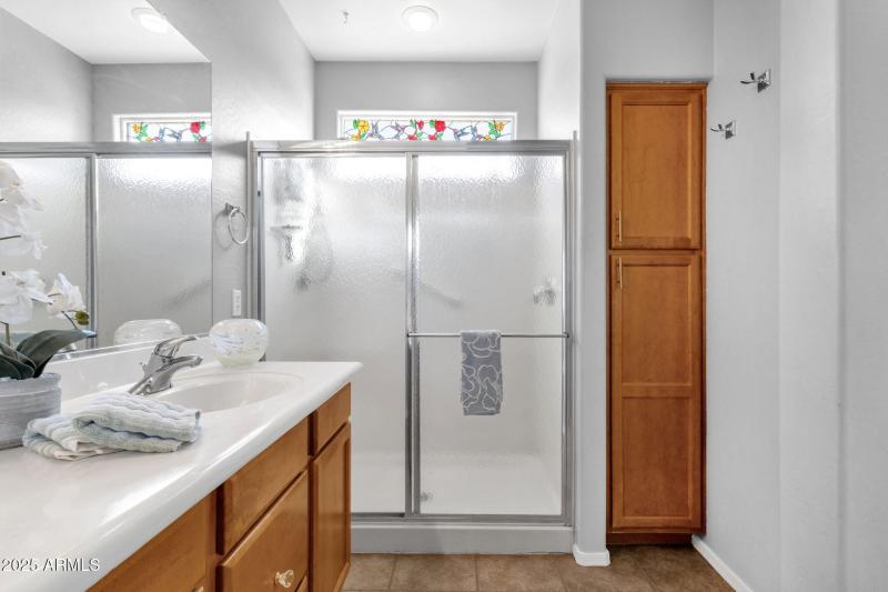 30-web-or-mls-4092-e-donato-dr