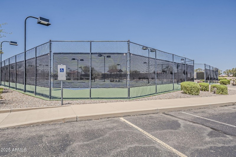 39-web-or-mls-Golden Ct Community-2