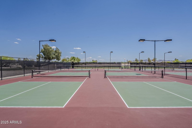 42-web-or-mls-Golden Ct Community-5