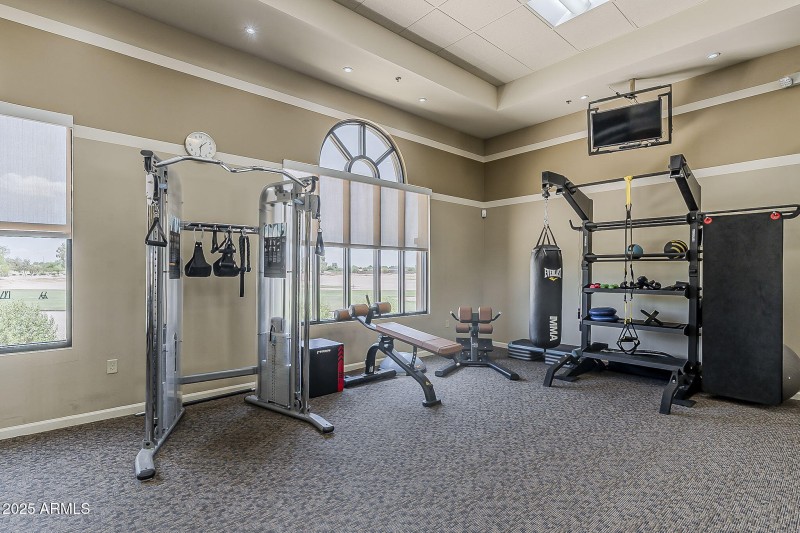 48-web-or-mls-Golden Ct Community-11