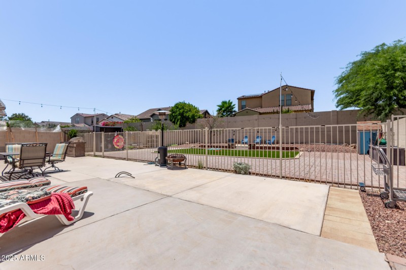 33 Springfield