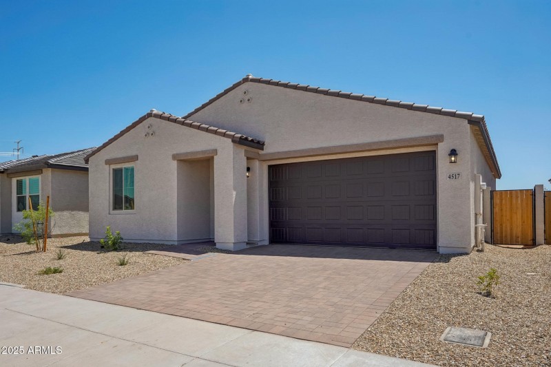 5-web-or-mls-S 95th Dr-S1207-005