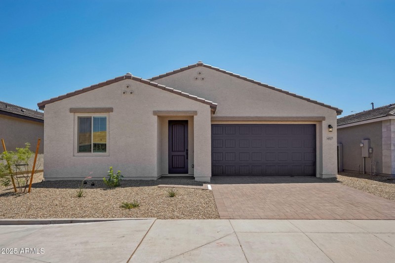 6-web-or-mls-S 95th Dr-S1207-006