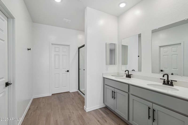 36-web-or-mls-S 95th Dr-S1207-032