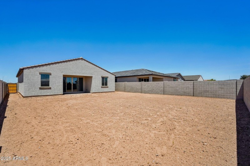 42-web-or-mls-S 95th Dr-S1207-038