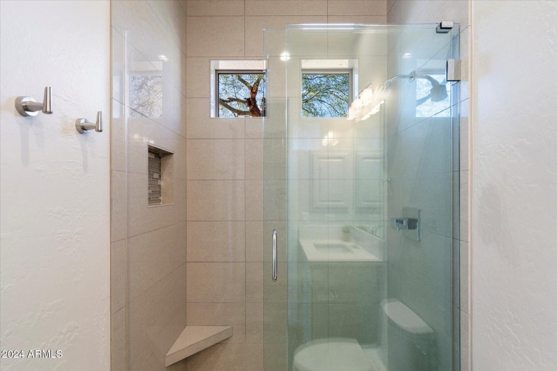 Casita Shower