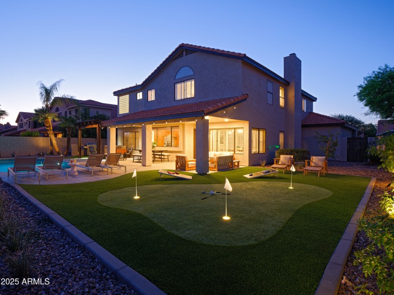 PropertyImageCo_5921ESandraTerraceTwilig