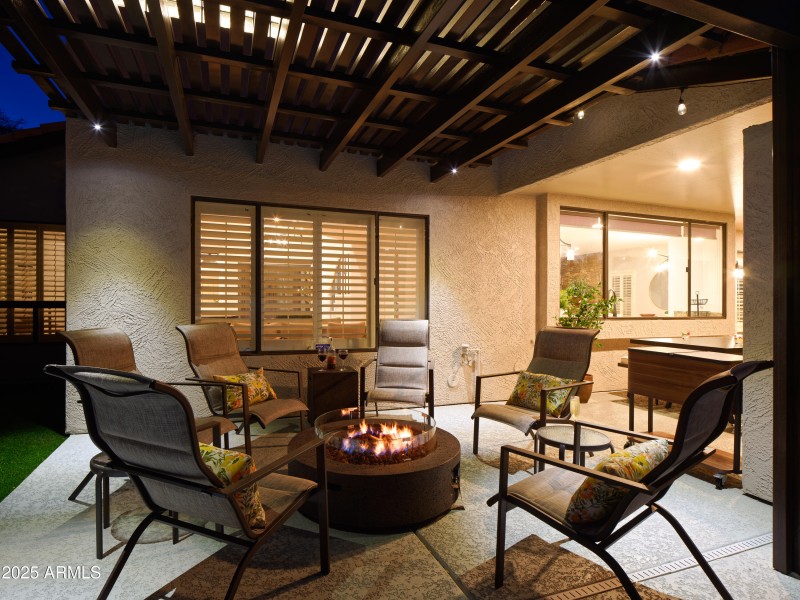 PropertyImageCo_5921ESandraTerraceTwilig