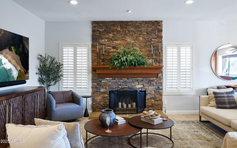 PropertyImageCo_5921ESandraTerrace_WEB-3