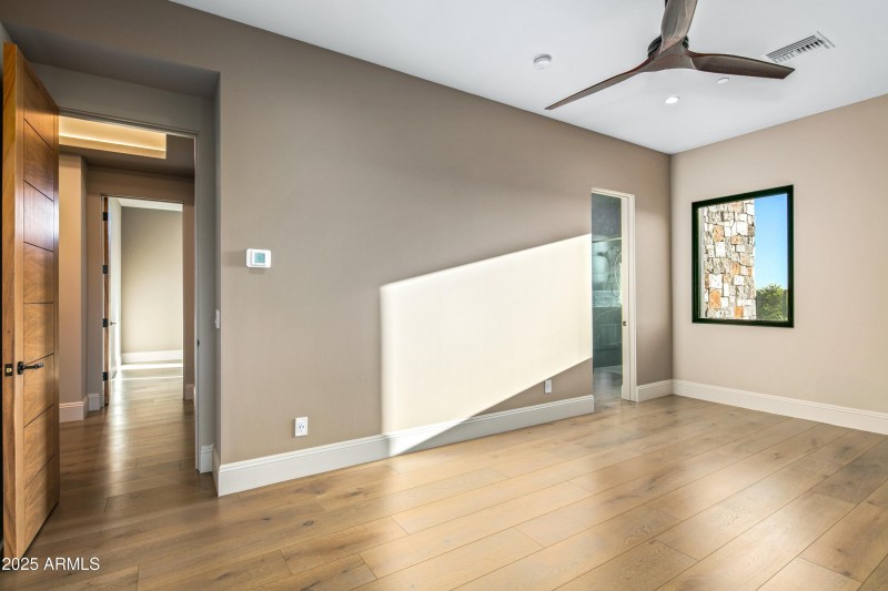 Bedroom Ensuite 2