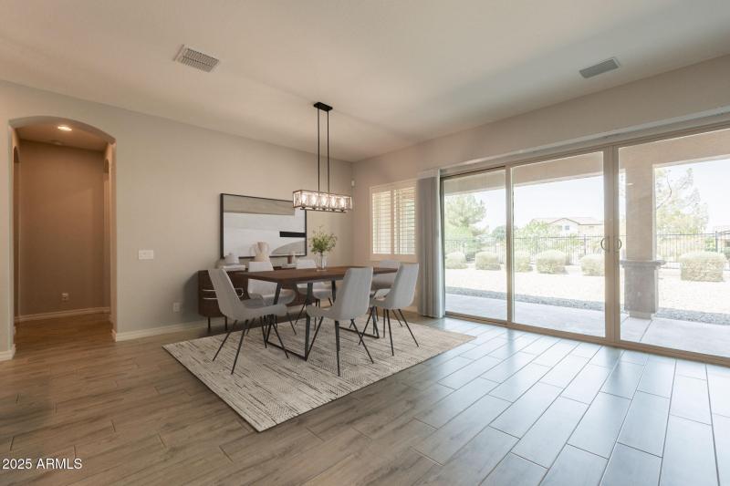 15-web-or-mls-Stonegate-15